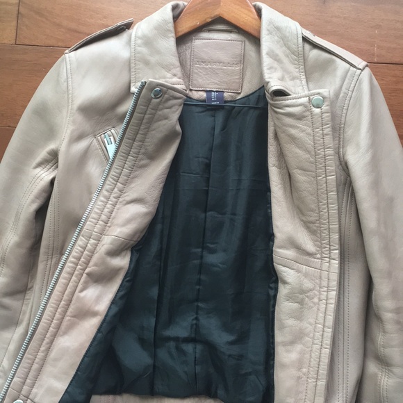 Amaryllis Leather Moto jacket - Picture 6 of 7